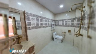نمای سرویس بهداشتی اتاق گلنار هتل سنتی گل آرا - اصفهان